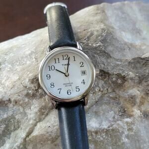 Timex Indiglo Quartz Watches Black Leather Strap Date Window WR30 Vintage Look